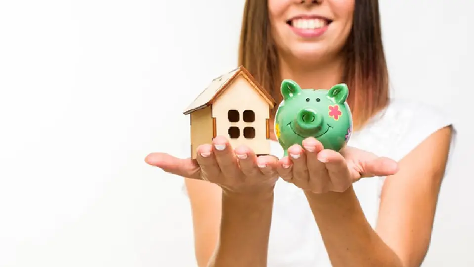 Fitch estima que el incremento de la vivienda será de entre 7 y 8 por ciento en 2026 / Magnific