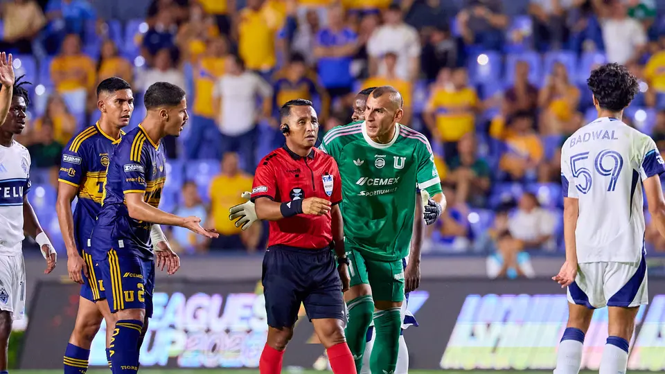 Nahuel Guzmán expulsado | MEXSPORT