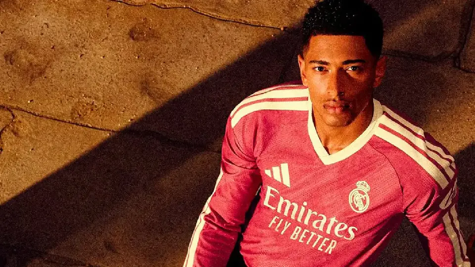Nueva camiseta Real Madrid l x: @brfootball