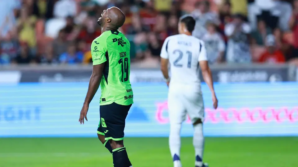 Juárez lamentándose la derrota ante Real Salt Lake | MEXSPORT