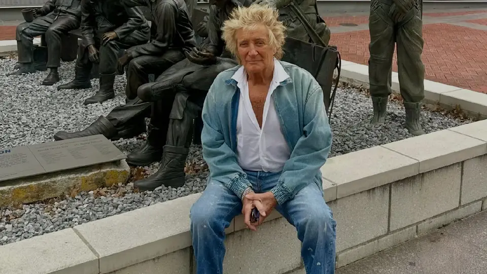La gente que compró sus boletos podrán solicitar su reembolso / FB: @rodstewart