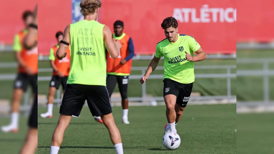 Julián Álvarez en entrenamiento con Atlético de Madrid | X: @Atleti