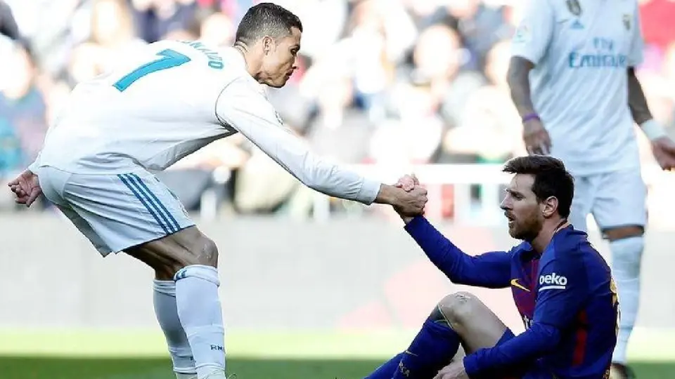 Cristiano Ronaldo y Lionel Messi | AP