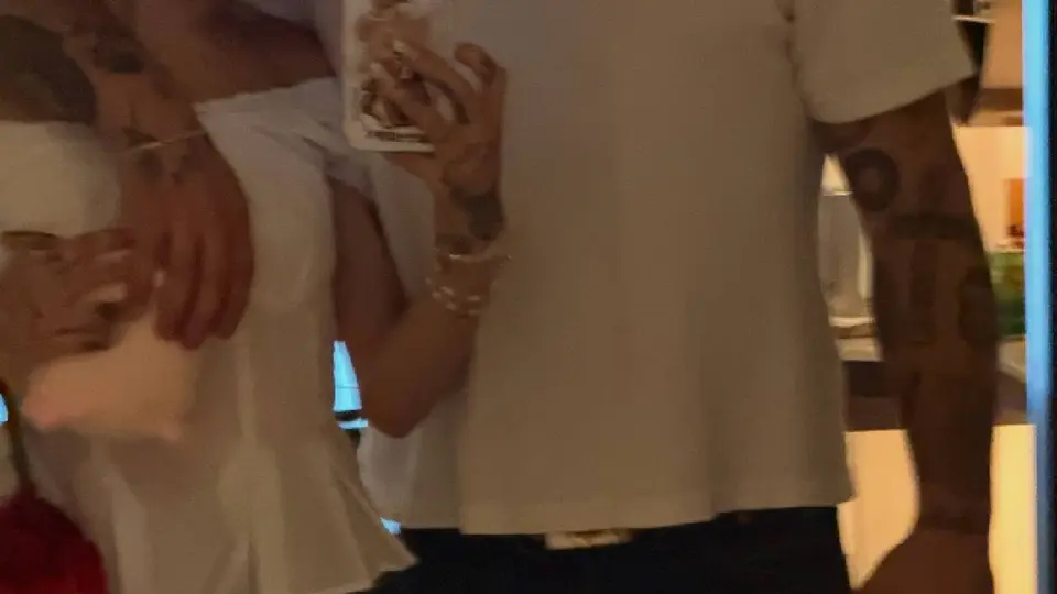Ariana Grande y Ricky Álvarez reaparecen juntos tras casi una década / @arianagrande