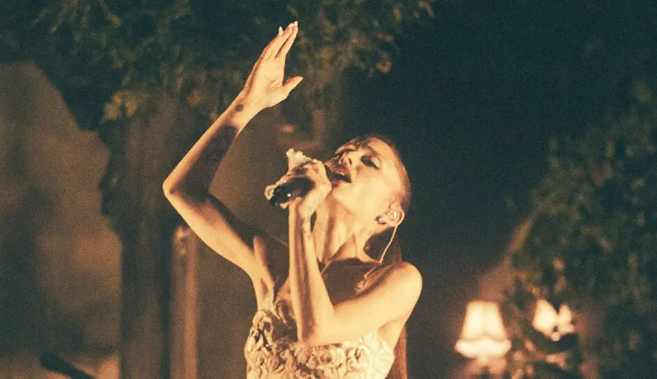 Ariana Grande sorprendió a sus seguidores con su reencuentro sentimental / @arianagrande