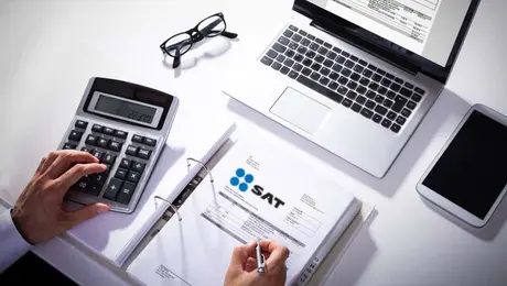 ¿El SAT perdonará multas y recargos en 2026? Estos son los requisitos para obtener hasta 100%