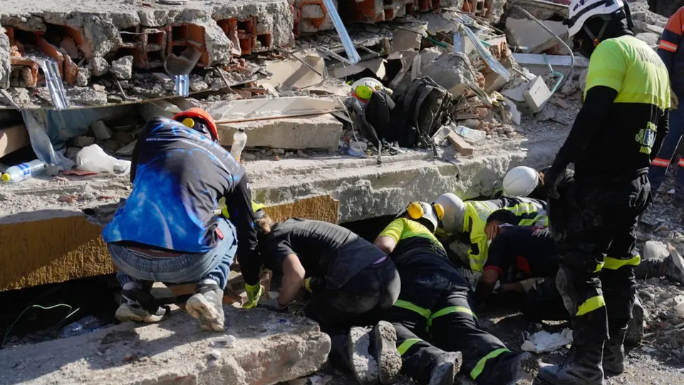 Colombia rechaza parte de la ayuda internacional tras devastador sismo de magnitud 7.4