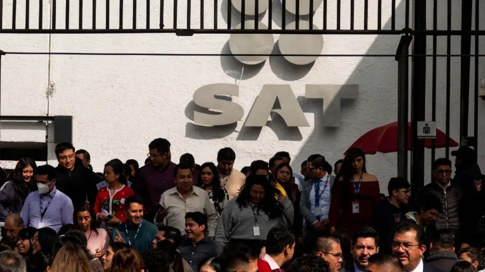 El beneficio del SAT está dirigido a contribuyentes cuyos ingresos totales en 2024 no hayan superado los 300 millones de pesos./ RS