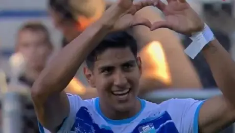Armando León se luce con doblete ante Dinamo Zagreb