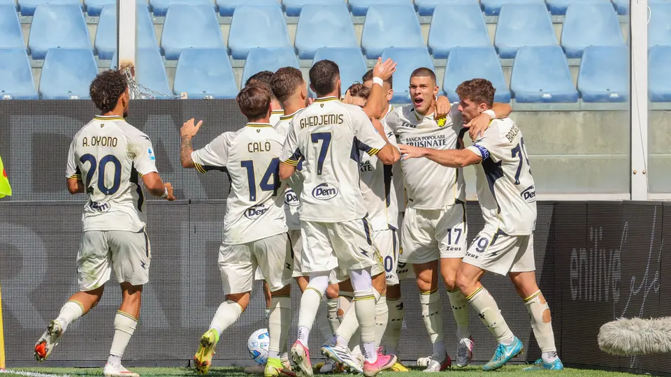 Genoa vs Frosinone Serie A l AP