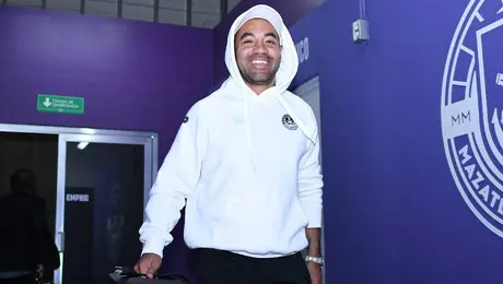 Marco Fabián es presentado con nuevo equipo en México