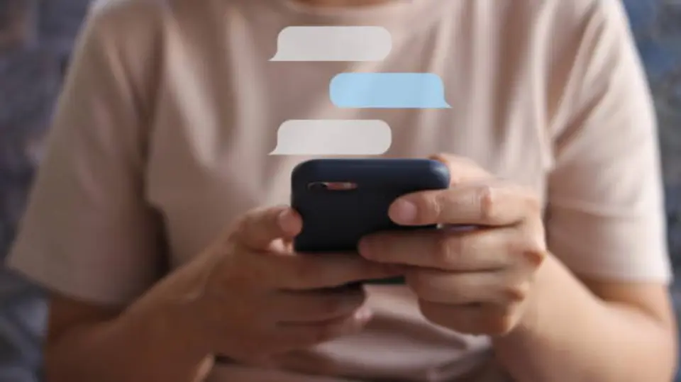 La Policía Cibernética de la SSC CDMX alertó sobre estafas que utilizan imágenes enviadas por aplicaciones de mensajería. / iStock