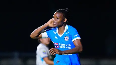 Con doblete de Uchenna Kanu, Cruz Azul Femenil derrota a Pumas