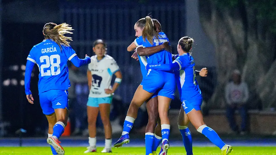 Cruz Azul Femenil, en festejo de gol | IMAGO7