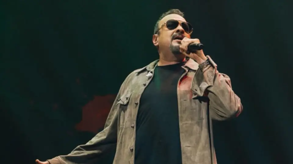 El cantante ofrecerá un concierto gratuito el 15 de septiembre como parte de los festejos por la Independencia de México. /  IG: @pepeaguilar_oficial