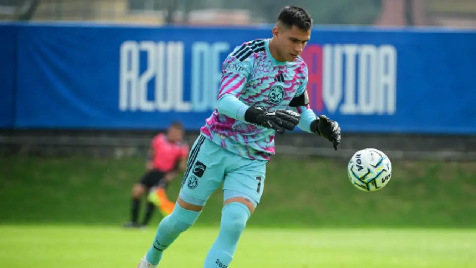 Malagón comete importante error y regala gol a Cruz Azul en Clásico Joven Sub 21