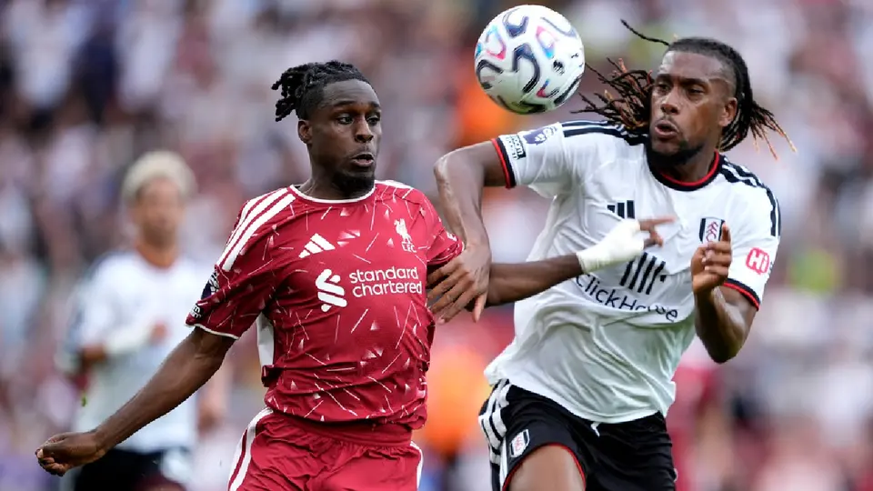 Fulham empata con Liverpool y saca su primer punto en la temporada