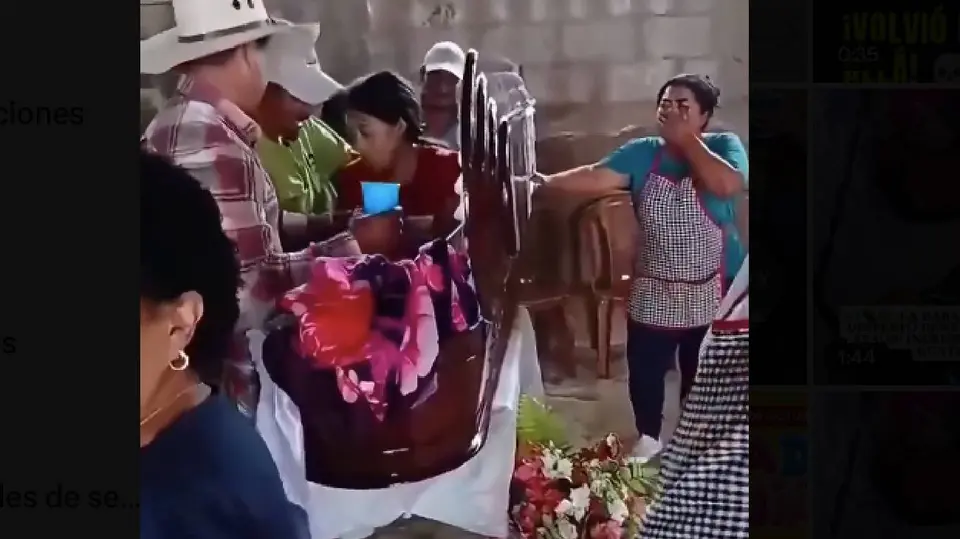 El supuesto despertar de una adolescente durante su propio velorio ha despertado interés y numerosas reacciones en redes sociales./ Captura de pantalla