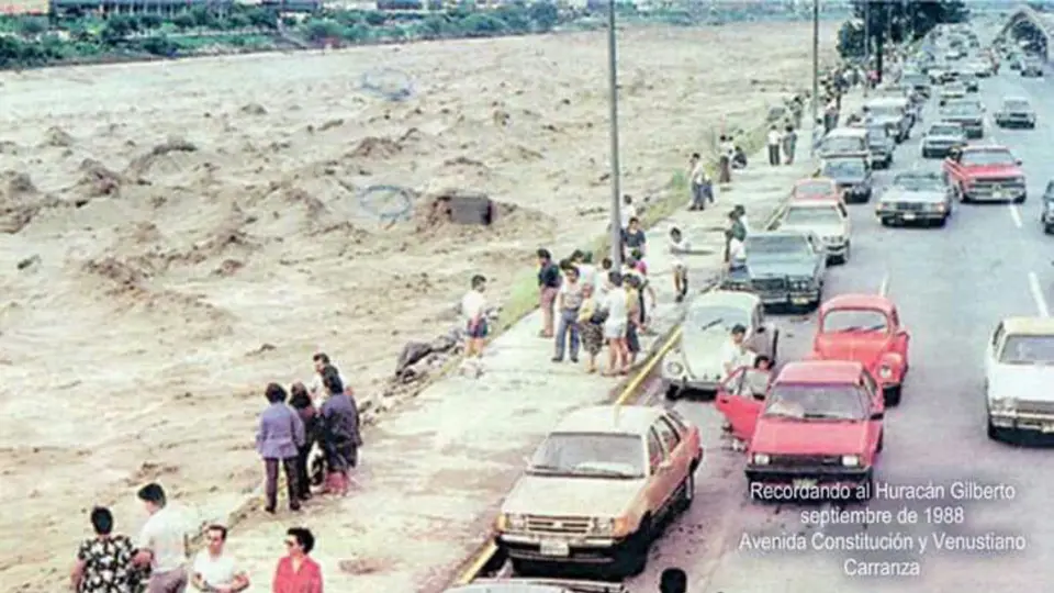 Gilberto impactó México en septiembre de 1988 y provocó inundaciones en Monterrey tras el desbordamiento del río Santa Catarina / Redes Sociales