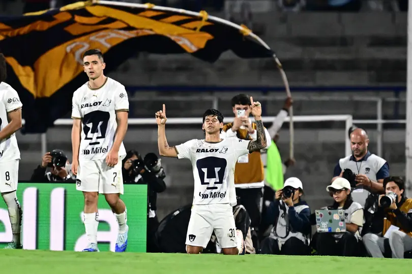 Robert Morales anota el tercero ante Cruz Azul l Mexsport
