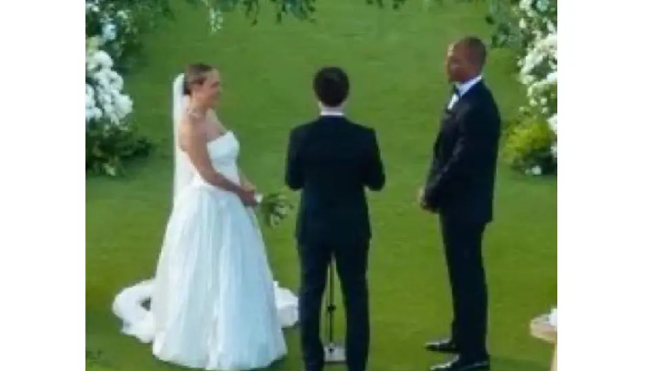 El protagonista de Spider-Man, Tobey Maguire, fue el encargado de dirigir la ceremonia matrimonial de su exesposa./X: @ChaosCrave_
