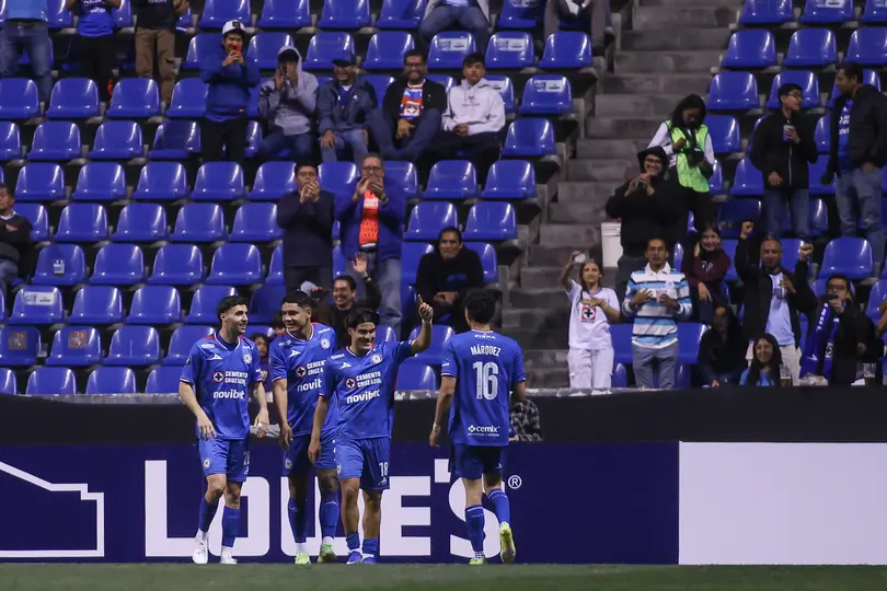Jugadores de Cruz Azul en celebración ante Vancouver FC | IMAGO 7