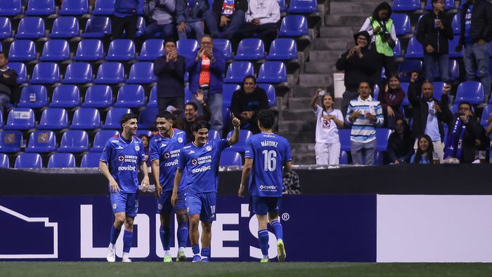 Jugadores de Cruz Azul en celebración ante Vancouver FC | IMAGO 7
