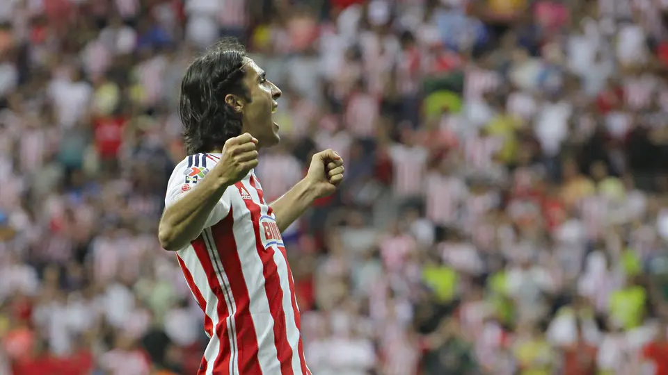Aldo de Nigris con Chivas en 2015 I IMAGO7