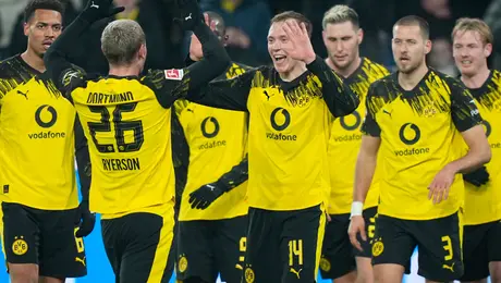 ¡Aplastante! Borussia Dortmund goleó a Mainz en el inicio de la Jornada 22 de la Bundesliga