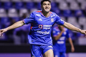 Nicolás Ibáñez debuta en Liga MX con Cruz Azul ante su ex equipo, Tigres