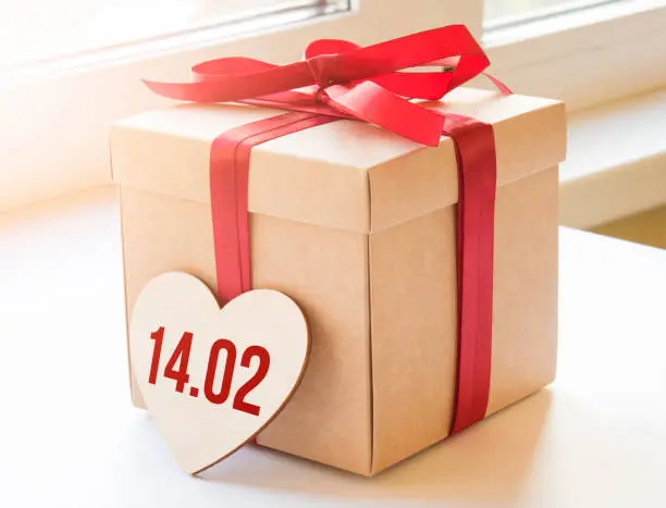 La Procuraduría Federal del Consumidor recomienda fijar un presupuesto antes de comprar regalos por el 14 de febrero. / iStock