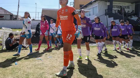 Jugadoras de Puebla y Chivas en las instalaciones del Estadio Club Alpha | IMAGO 7