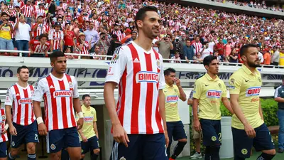 ¿Cómo fue la última vez que Chivas llegó como superlíder al Clásico Nacional?