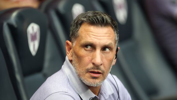 "Defiendes al Vasco porque tienes un hijo en el Tri" Chaco Giménez es destrozado en vivo