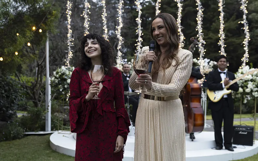 Gisselle Kuri y Consuelo Duval juntan su talento para darle vida a 'Bodas S.A.' / Especial