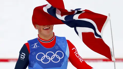 El hombre que persigue la historia en los Juegos Olímpicos de Invierno: ¡Su abuelo de 83 años lo entrena y va por más medallas!