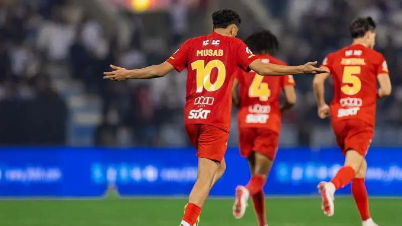 Victroia del Al-Qadisiya de Julián Quiñones | @Alqadsiah