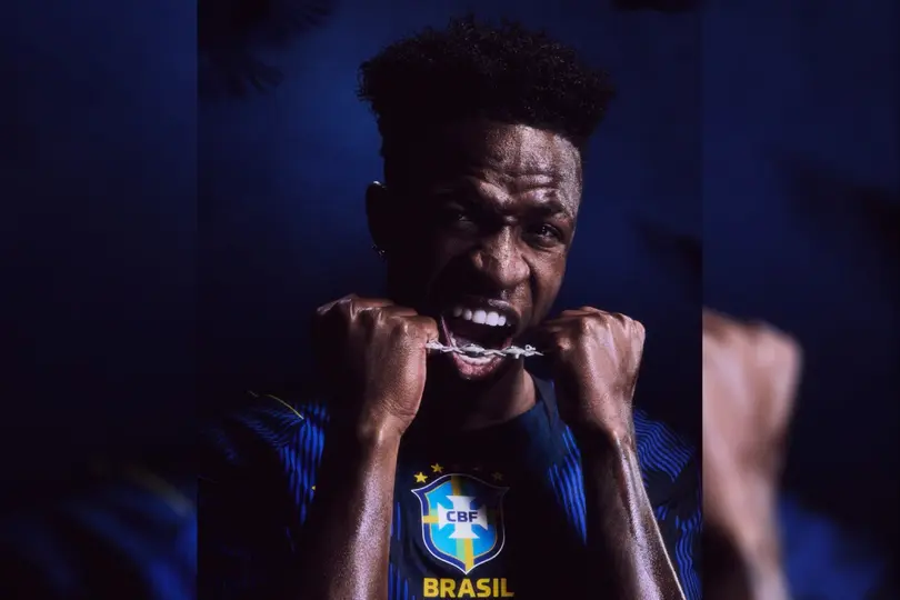 Vinicius Jr con el nuevo uniforme de Brasil | X: @CBF_Futebol