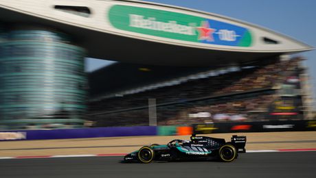 Russell se lleva la pole para Sprint de China; Checo Pérez no participó en qualy por problemas mecánicos