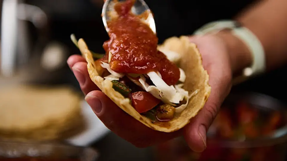 El visitante exigía una indemnización de 100 mil dólares por los efectos que, aseguró, le causó el picante. / iStock
