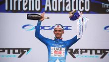 Isaac del Toro remonta en Etapa 5 de la Tirreno-Adriático y recupera el liderato