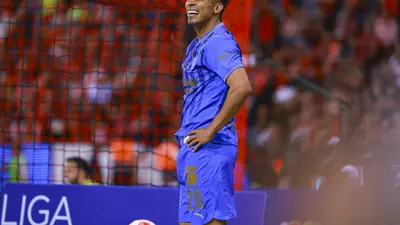 Ángel Sepúlveda reconoció que llegó a Chivas en el rol de guiar a la ‘Hormiga’ González