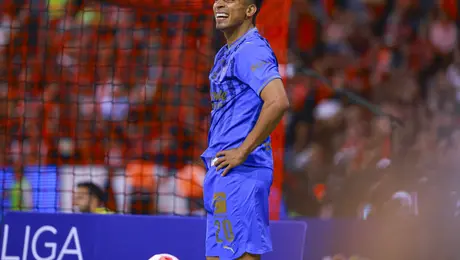 Ángel Sepúlveda reconoció que llegó a Chivas en el rol de guiar a la ‘Hormiga’ González