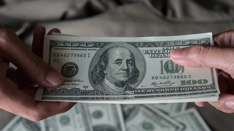 Recuerda que el tipo de cambio puede variar dependiendo el banco / FREEPIK