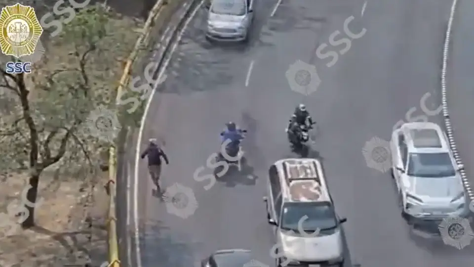 Cámaras del C2 permitieron seguir la ruta de escape de los presuntos ladrones mientras huían en motocicleta por calles de la Ciudad de México. / SSC
