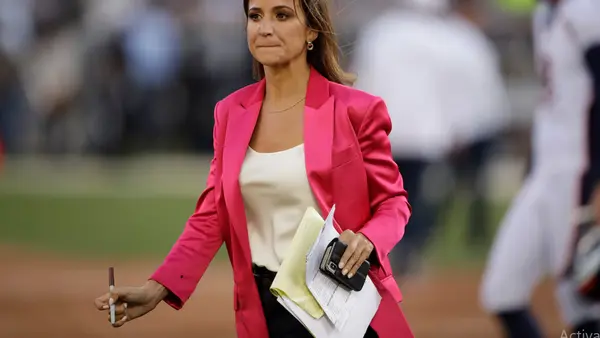 Dianna Russini es suspendida temporalmente por polémica con Mike Vrabel