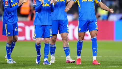 Leeds tras vencer al West Ham en FA Cup l AP