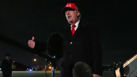 Trump criticó duramente al Sumo Pontífice por defender a Irán/AP