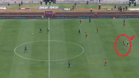 Este es el video que muestra el momento exacto del pitazo final de Katia Itzel antes del robo de balón de Mazatlán