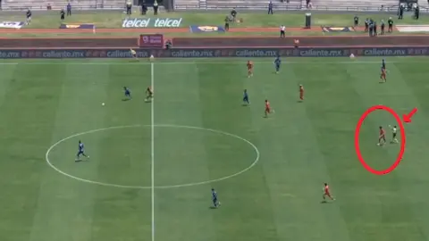 Este es el video que muestra el momento exacto del pitazo final de Katia Itzel antes del robo de balón de Mazatlán